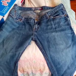 Hollister bootleg pants, 3